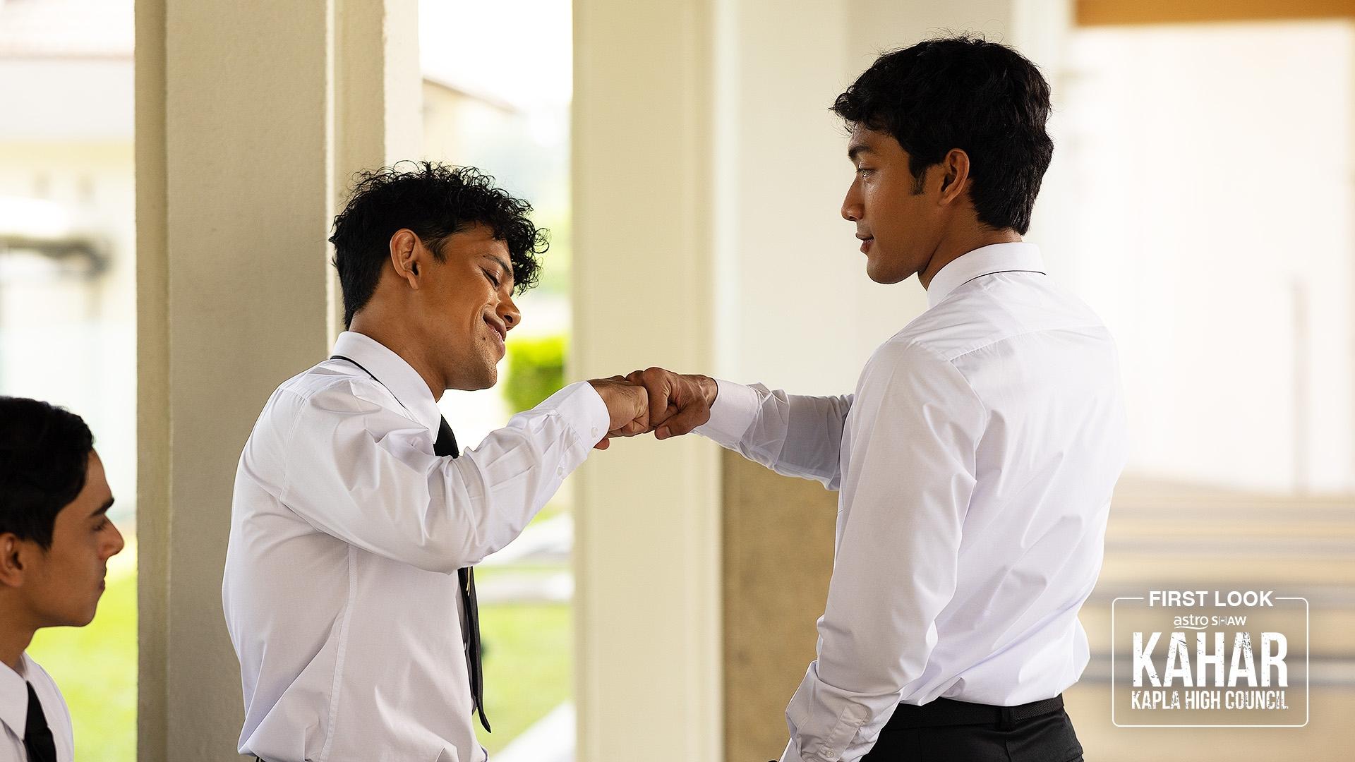 Kahar: Hội Đồng Trung Học Kapla